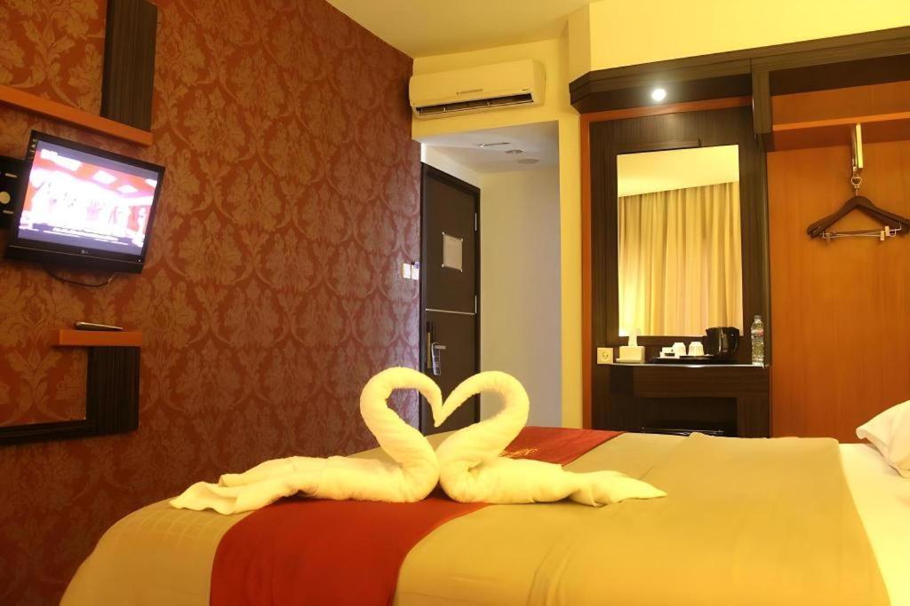 Travello Hotel Manado Dış mekan fotoğraf