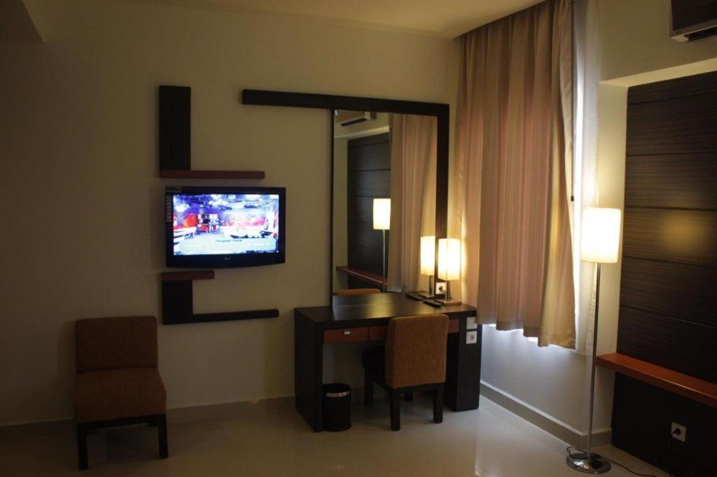 Travello Hotel Manado Dış mekan fotoğraf
