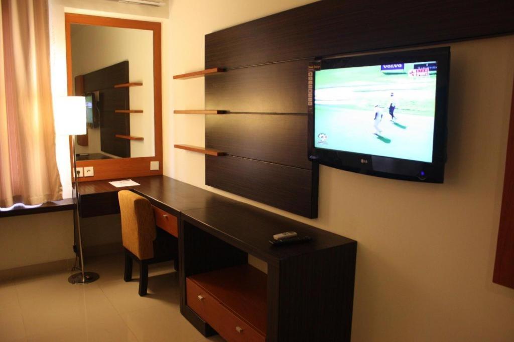 Travello Hotel Manado Dış mekan fotoğraf