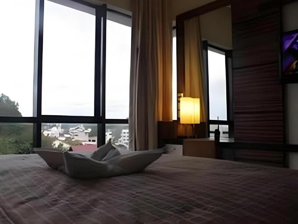 Travello Hotel Manado Dış mekan fotoğraf