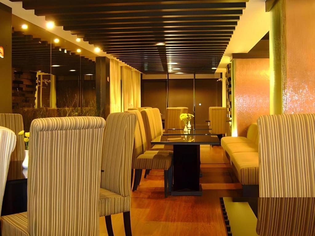 Travello Hotel Manado Dış mekan fotoğraf